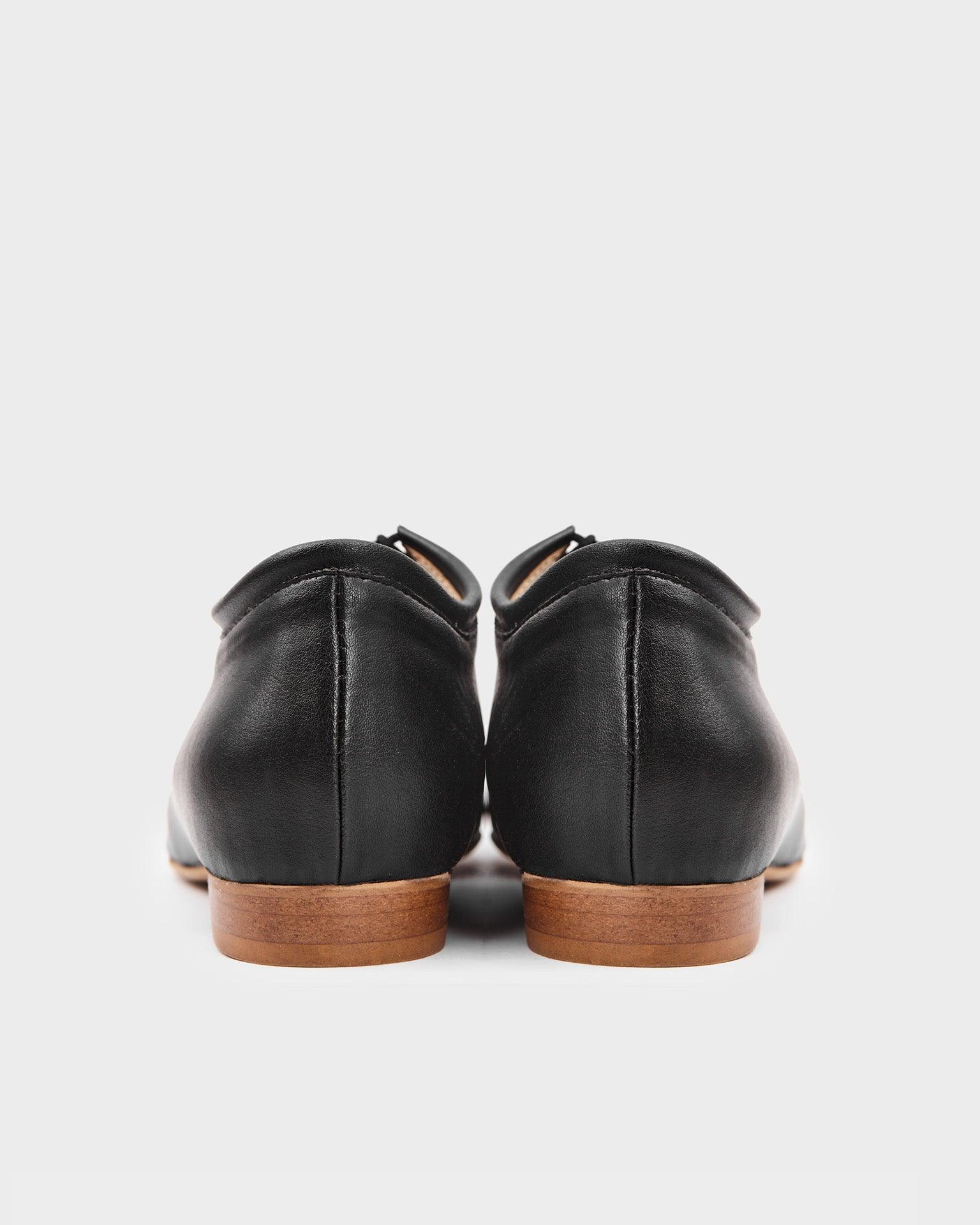 Akira Pumps Black Nopal ballerinas made of cactus leather - Image 10