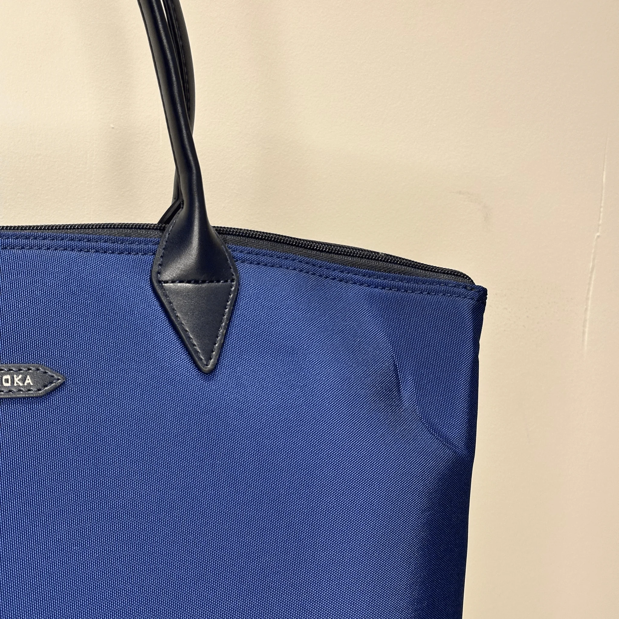 Belles Affaires – Jolly Uppeal™ & Recycled Nylon Navy Blue Tote Bag - Image 3