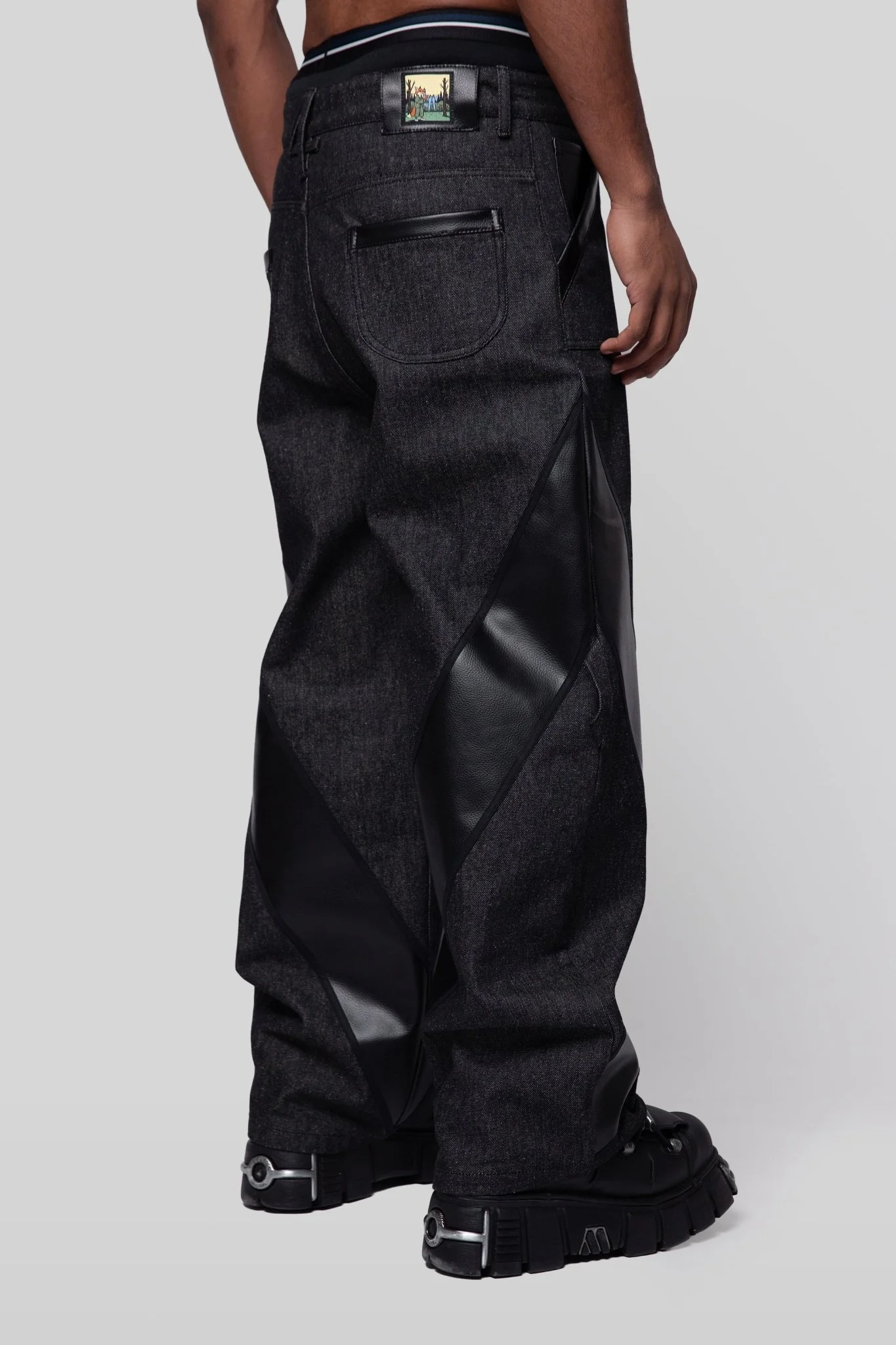 Bloom Jean - Image 6