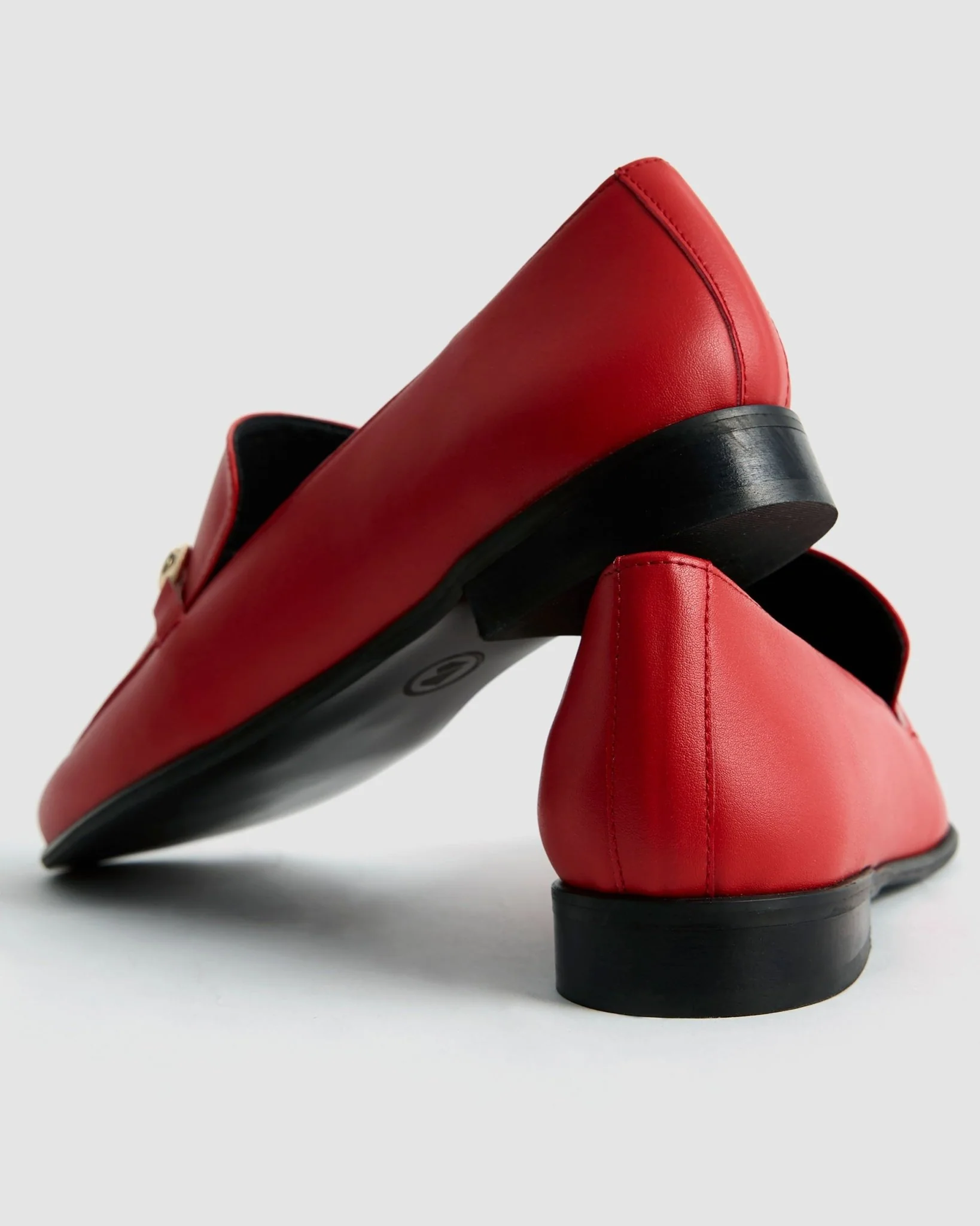 Shiv Loafers red women's moccasins - Image 5