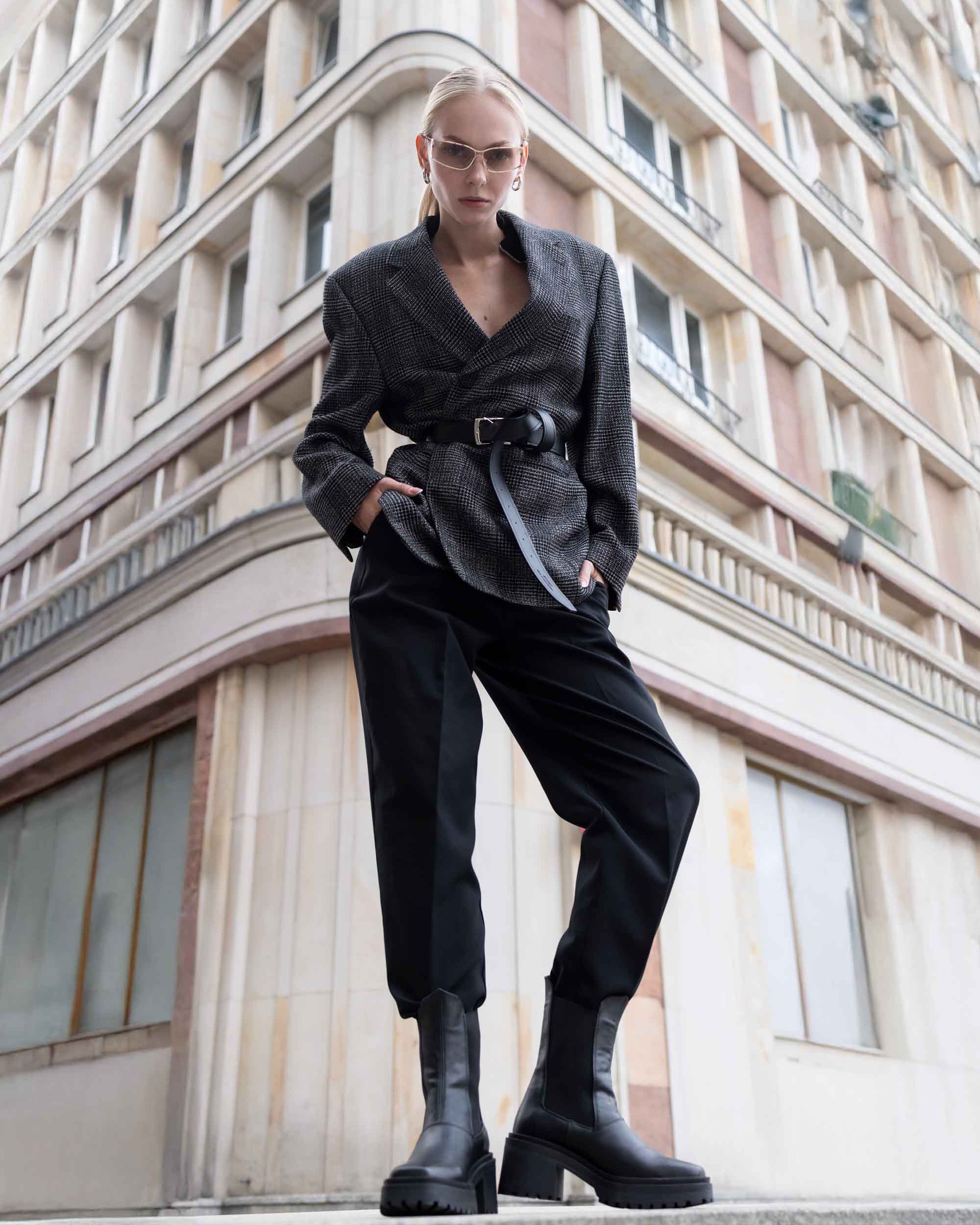 Squared chelsea boots - Image 4