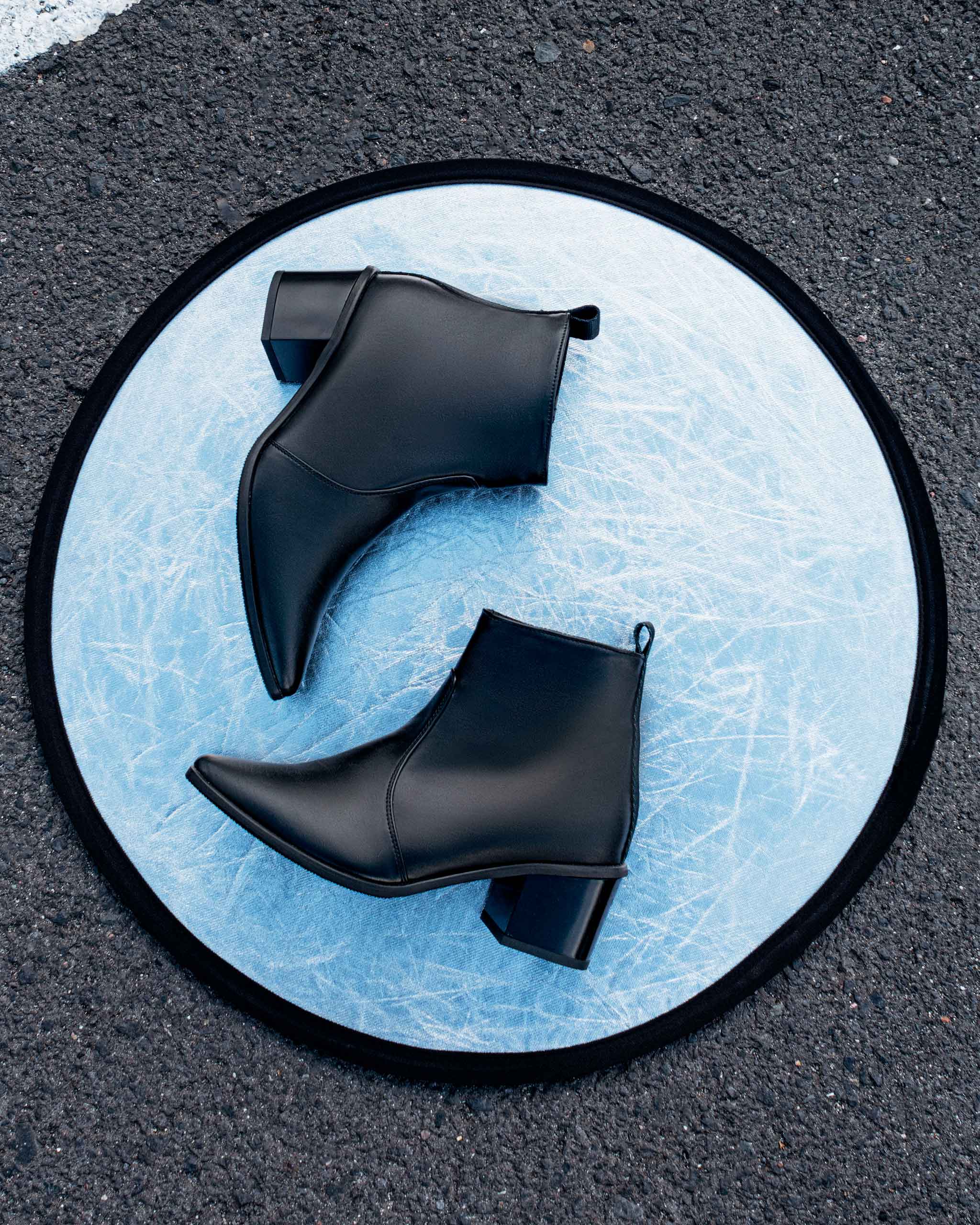 Swan No.1 Black Nopal cactus leather boots - outlet - Image 4