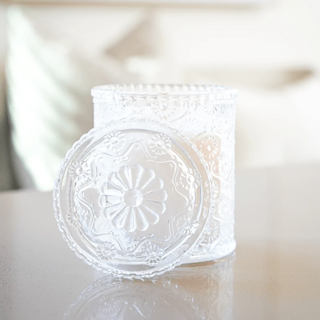 The Bluma, Coconut Water Luxury 9oz Candle - Image 2